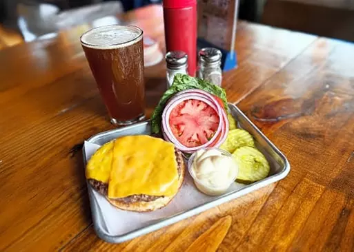 5% Cash Back at City Tavern