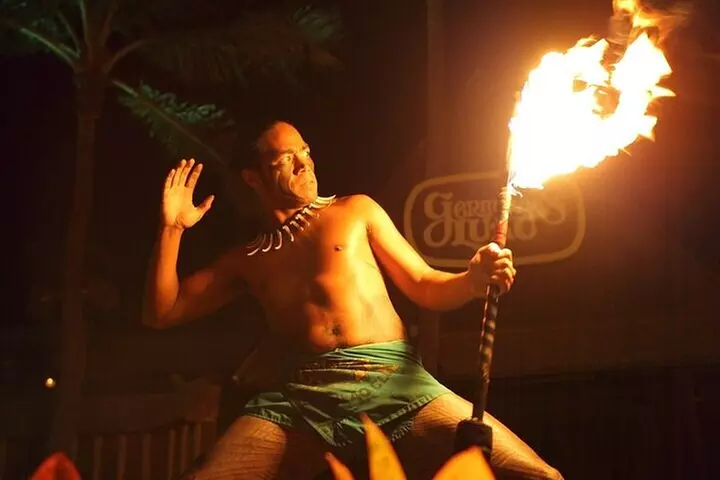 Oahu: Germaine's Luau