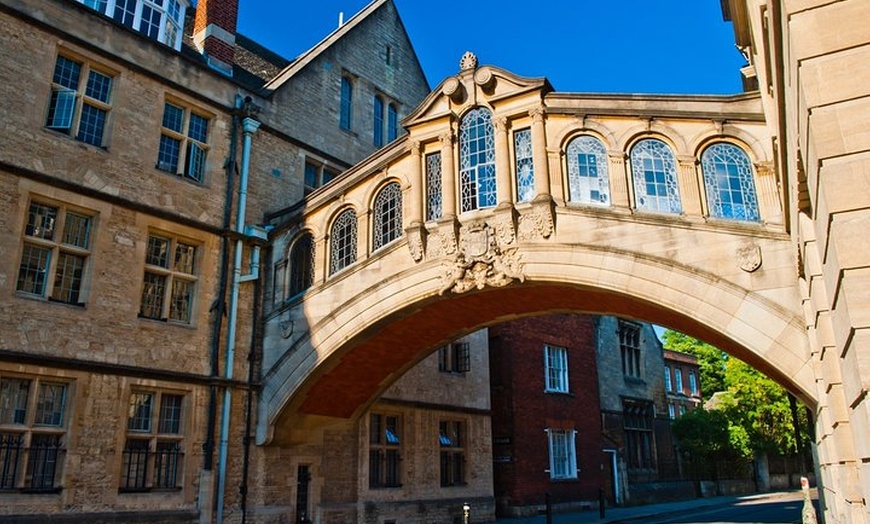 Image 10: Oxford Bike and Walking Tour