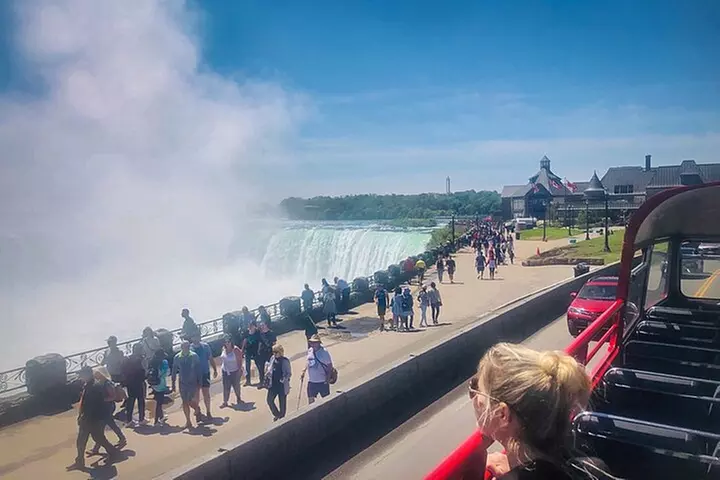 Hop On, Hop Off Tour in Niagara Falls Canada! - Second Medium