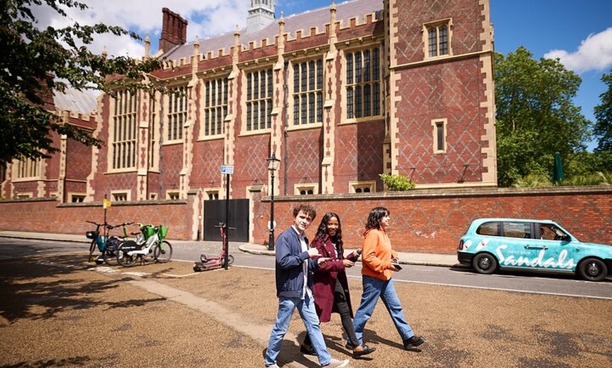 Image 3: Colombia's Finest Outdoor Murder Mystery London