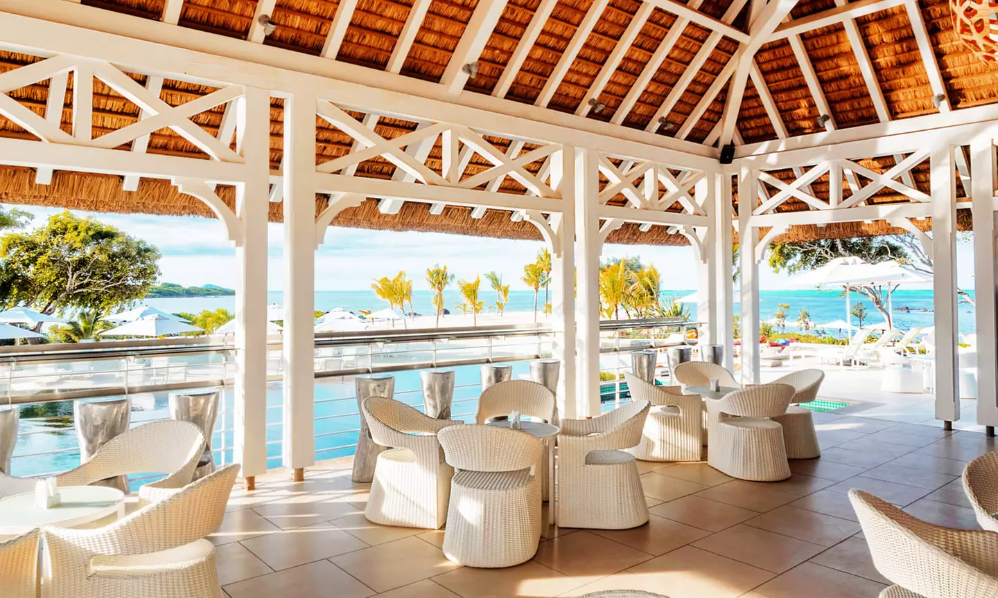 ✈ MAURITIUS | Roches Noires - Radisson Blu Azuri Resort & Spa 4*, 5...