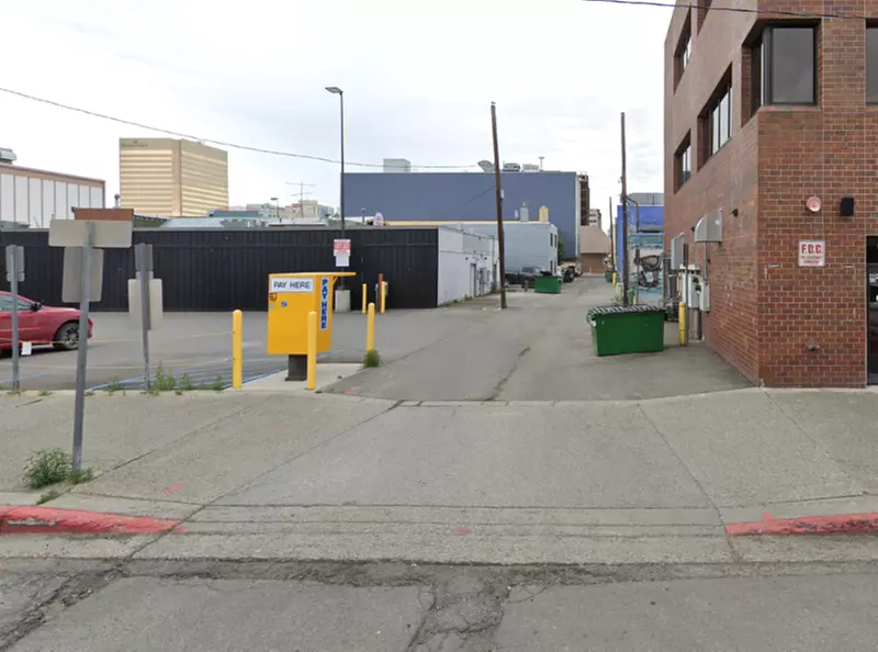 Parking at [5084] 436 D St. Lot