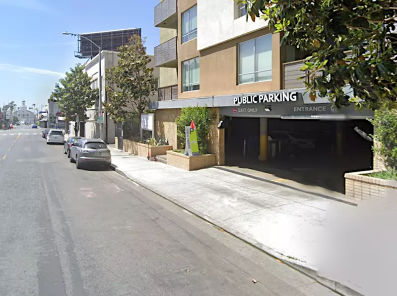 Parking at 1721 N. Las Palmas Ave. Garage