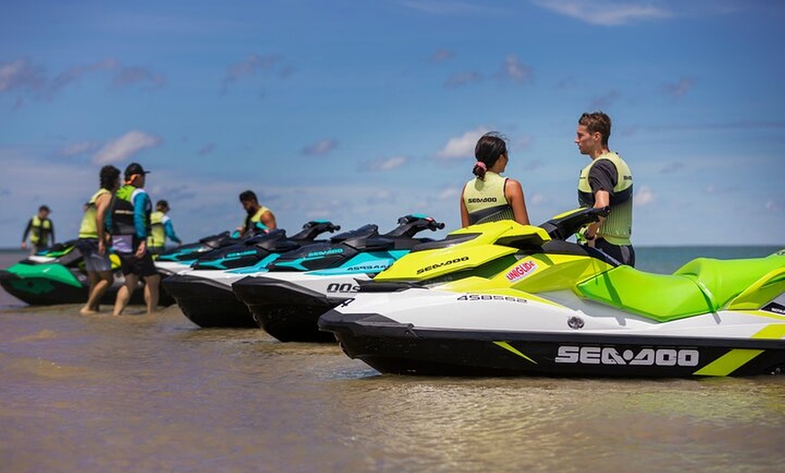 Image 3: 1-Hour Thunderball Shipwreck Jet Skiing in Darwin