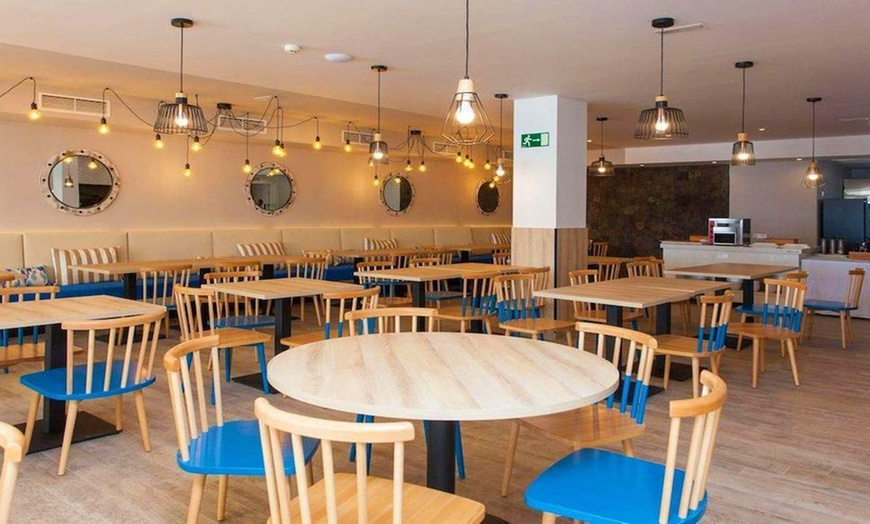 Image 15: ✈ LANZAROTE | Puerto del Carmen - R2 Bahía Kontiki Beach Apartments...