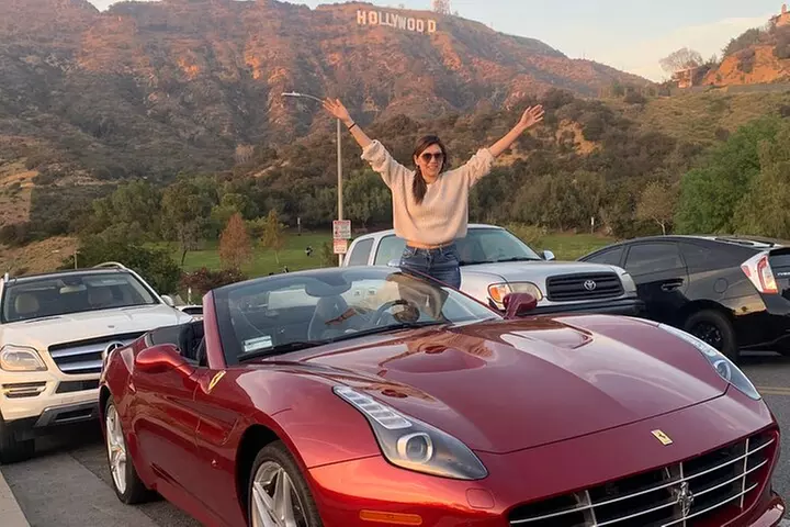 50-Minute Driving Tour: Explore Hollywood Sign in a Ferrari