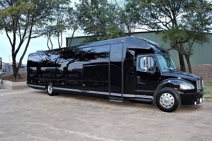 Executive Bus Private Day & Night Custom Tours of Washington DC - Primary Image
