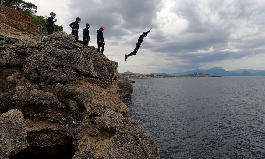 Image 3: Alcudia Coasteering con Saltos Escalada y Cuevas