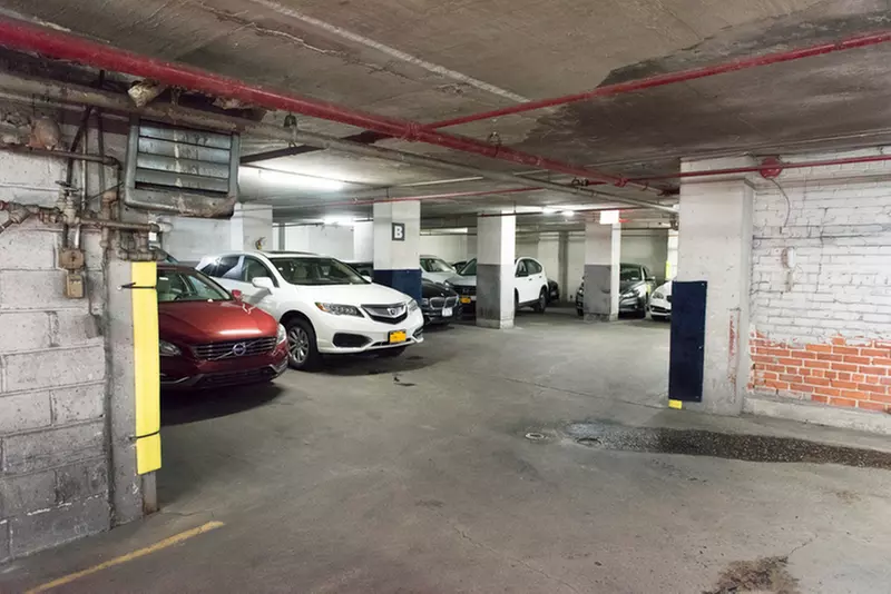 Parking at iPark - 330 Third Parking Garage