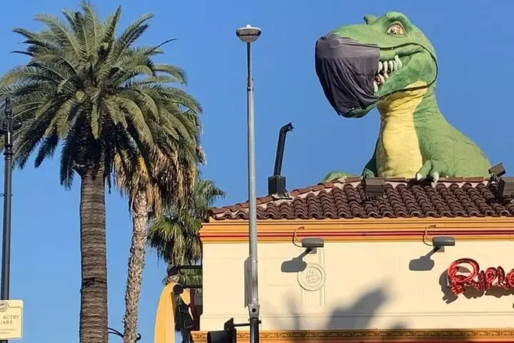 Hollywood and Beverly Hills Half-Day Tour with Exclusive Stops