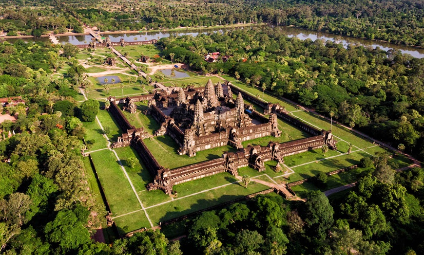 Image 4: ✈ CAMBODGE | De Siem Reap à Phnom Penh - Richesse du Cambodge et ex...