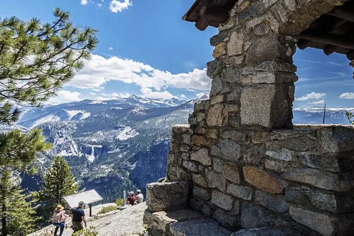 Yosemite National Park Self Guided Driving Audio Tour Guide