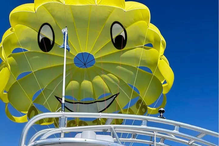 Destin Parasailing Experience