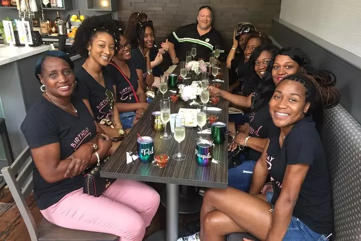 Southern Flavors Food, Pub Crawl, and History Walking Tour