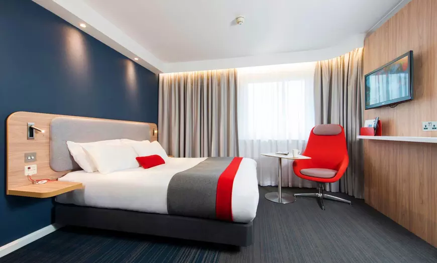 Image 7: ✈ REGNO UNITO | Londra - Holiday Inn Express London - Hammersmith, ...