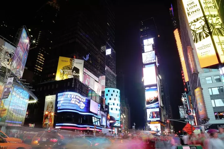 NYC Airport private arrival ride by Luxury SUV, Sedan or Minibus
