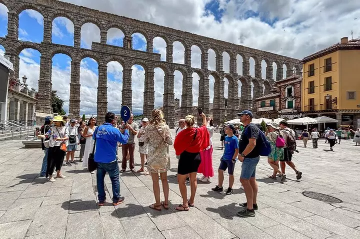 Tour Toledo y Segovia con Catedral y Alcázar Entradas y almuerzo