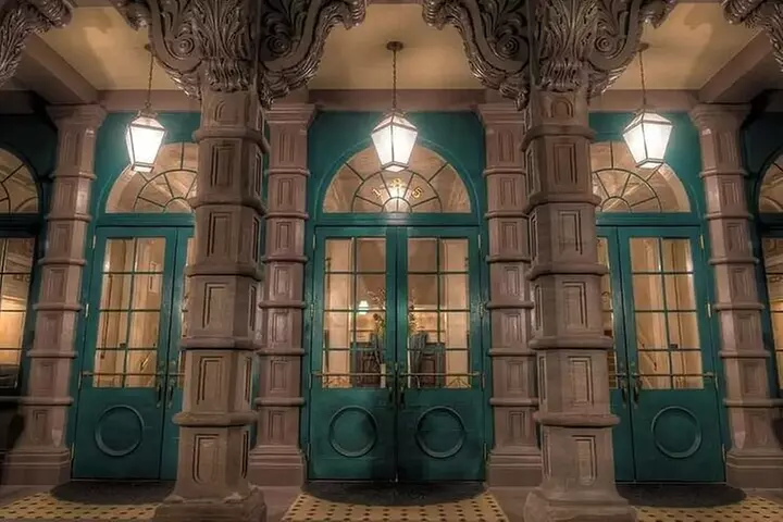 The Death and Depravity Ghost Tour in Charleston