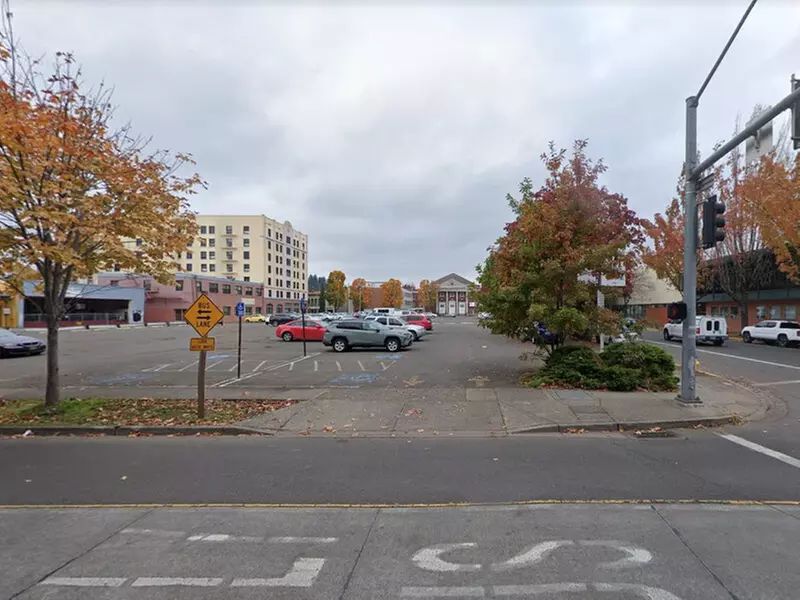 Parking at [E713] Behind Old Greyhound -10th and High Lot