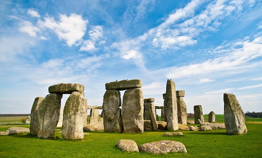 Image 2: Windsor Castle and Stonehenge Private Sightseeing Tour