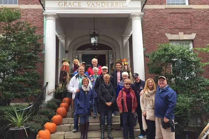 Newport Neighborhood Food Tour