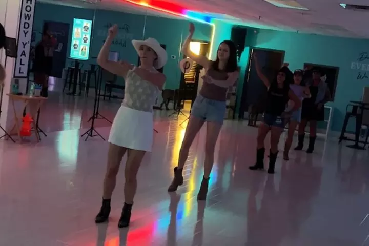 Beginner's Line Dancing Class with Instructor in Nashville