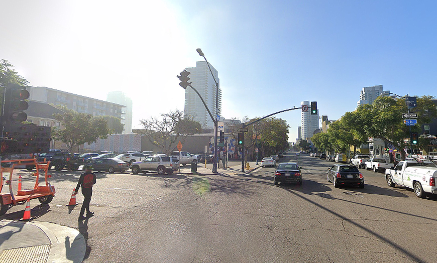 Image 1: Parking at 849 10th Ave. Lot