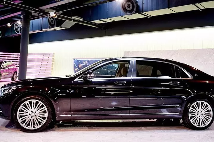 Private Transfer:- Toronto Pearson Airport or Markham City Ontario - Primary Image