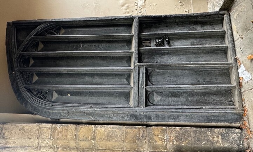 Image 9: London: Medieval Tales and Martyrs Walking Tour