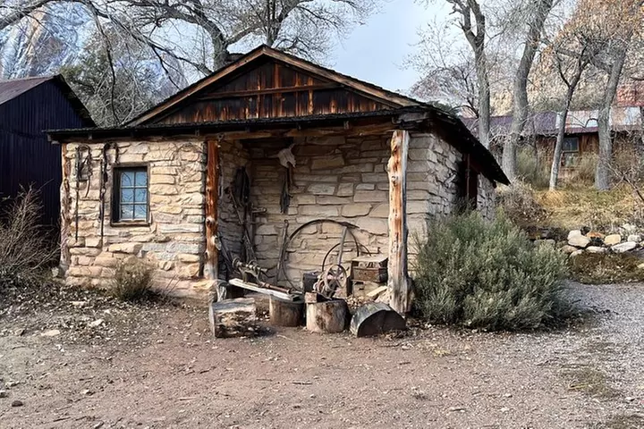 The Ultimate Red Rock Canyon Scenic Experience