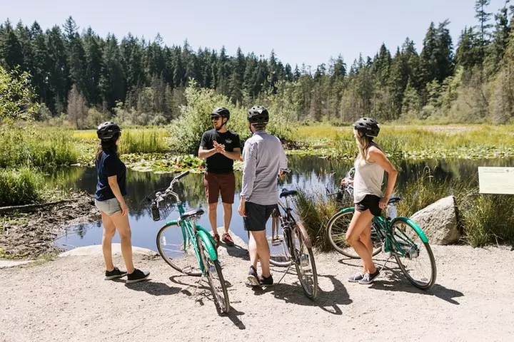 The Stanley Park Bicycle Tour by Cycle City Tours - Primary Image
