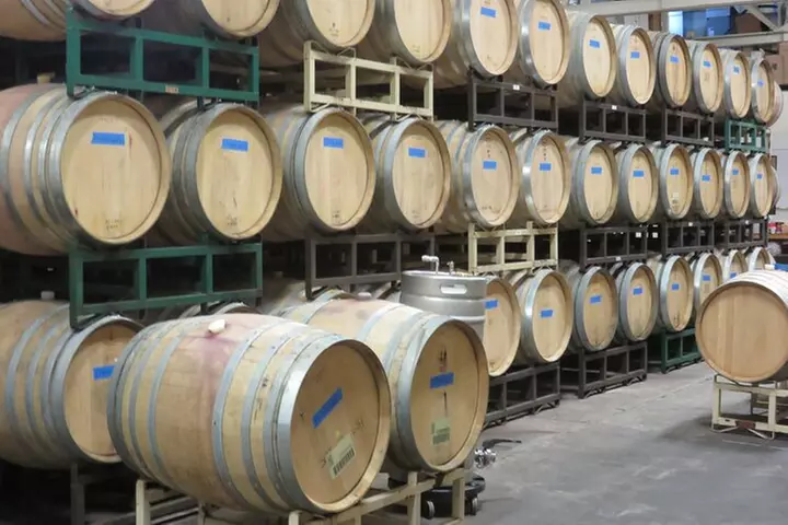 Willamette Valley Boutique Winery Tour with Lunch