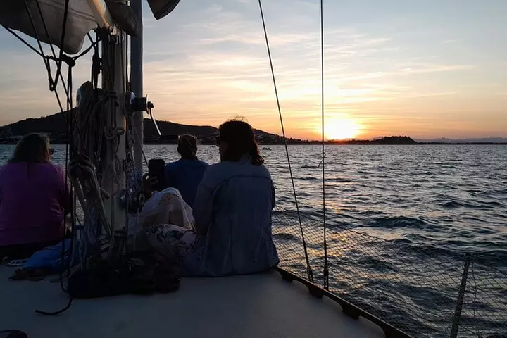 Townsville Sunset Sail Cruise Boat Tour Charter Hire Sailing Hire
