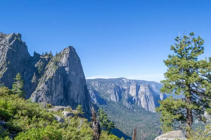 Yosemite National Park Self Guided Driving Audio Tour Guide