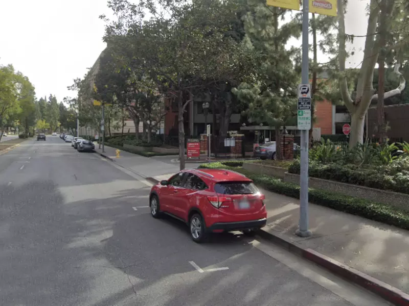 Parking at Jefferson Blvd. Structure Garage