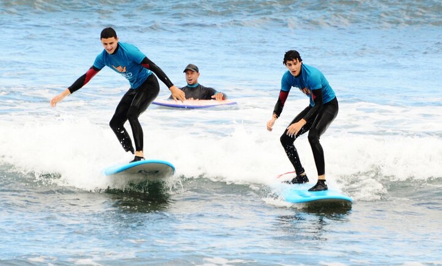 Image 2: Clase de Surf Grupal en Playa de Las Américas con Fotografías