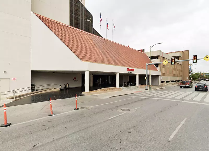 Parking at San Antonio Marriott Riverwalk - Valet Kiosk