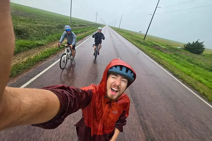 Unforgettable Small Group Biking Tours from Chicago to Milwaukee
