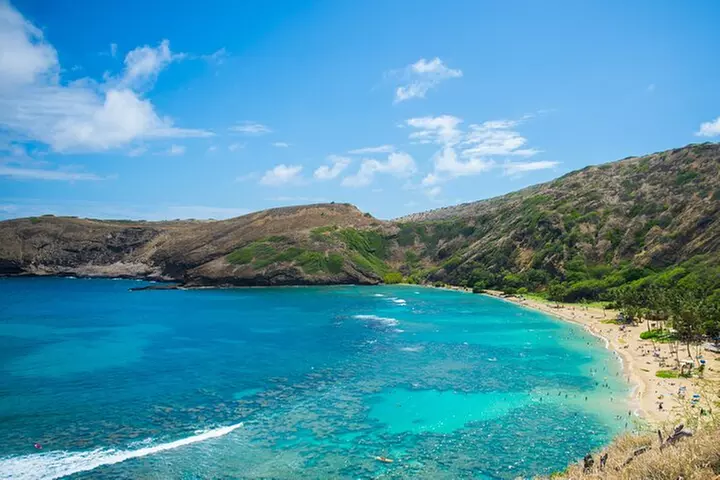 Try find your better than us ! Airport transfer service Honolulu HT...