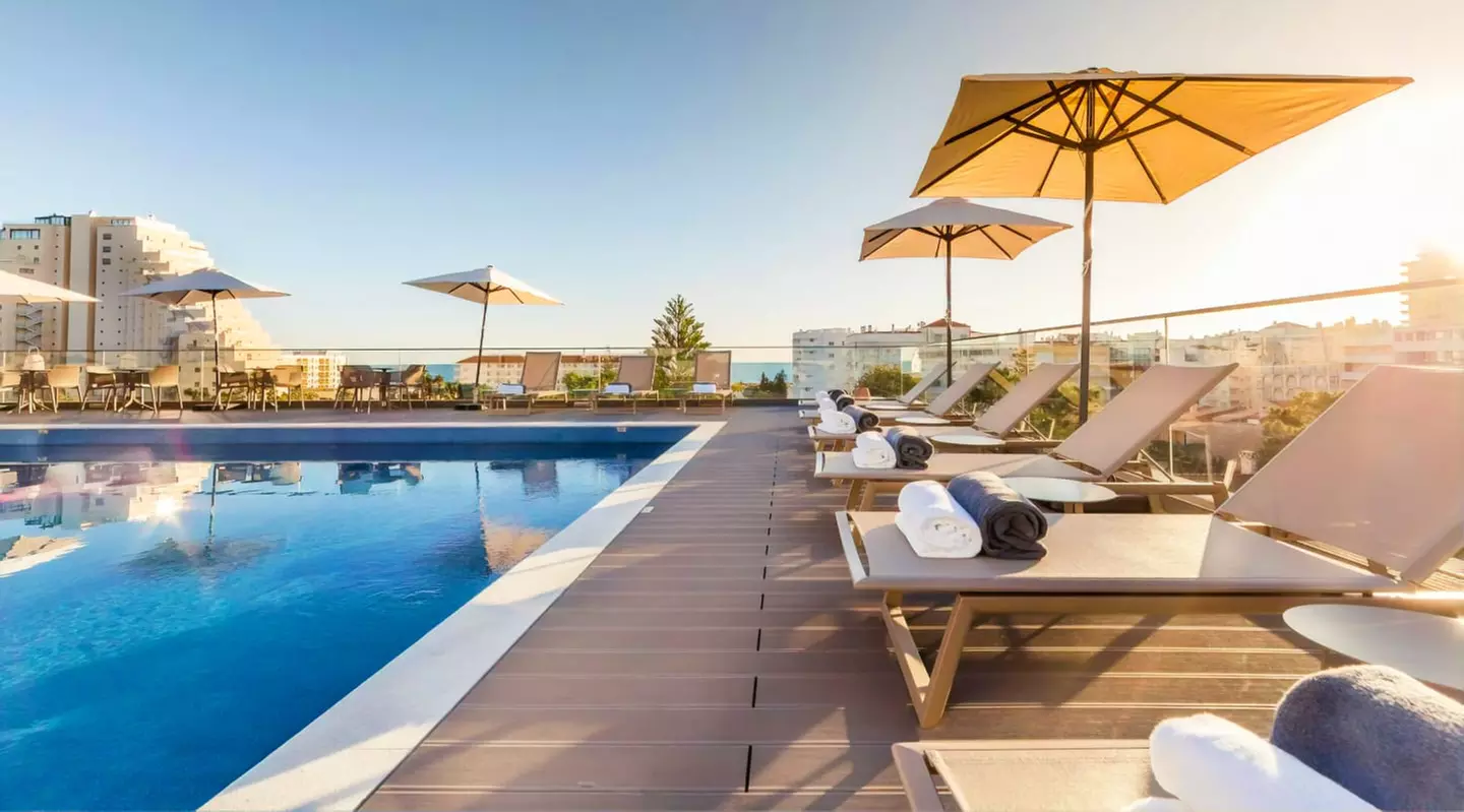 ✈ ALGARVE | Monte Gordo - The Prime Energize 4*, 2 Nächte - Hallenbad - Primary Image