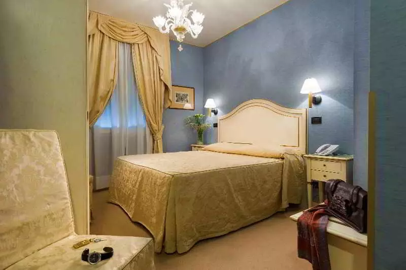 ✈ ITALIE | Venise - Hôtel Carlton Capri 3*, 2 nuit - City break