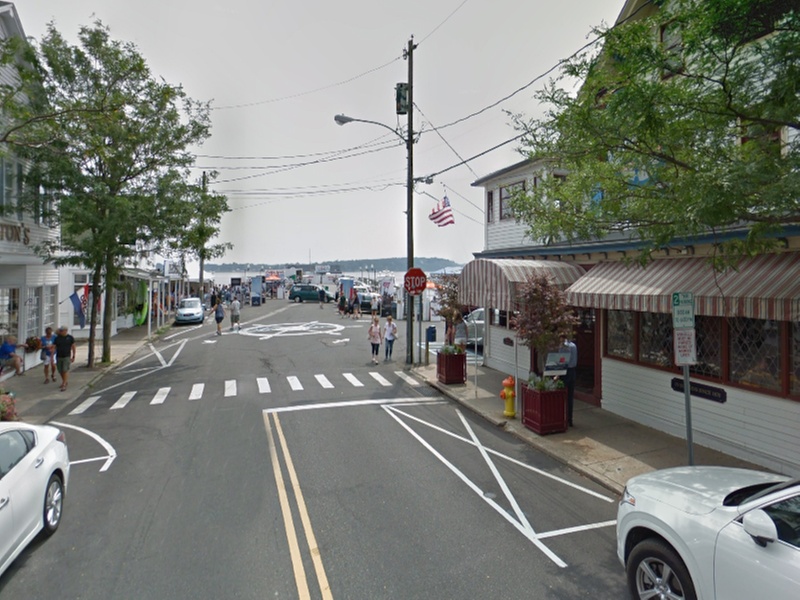 Parking at Greenport Harbor Lot