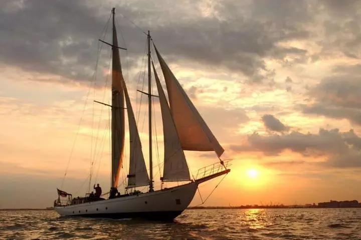 New York City Sunset Sail aboard Shearwater