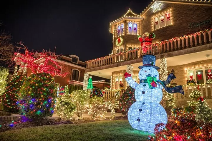 Dyker Heights Christmas Lights Tour from Times Square - Second Medium
