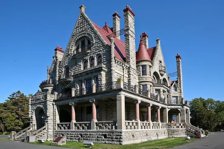 Historical Landmarks Tour of Victoria Grand City and Craigdarroch Castle - Second Medium