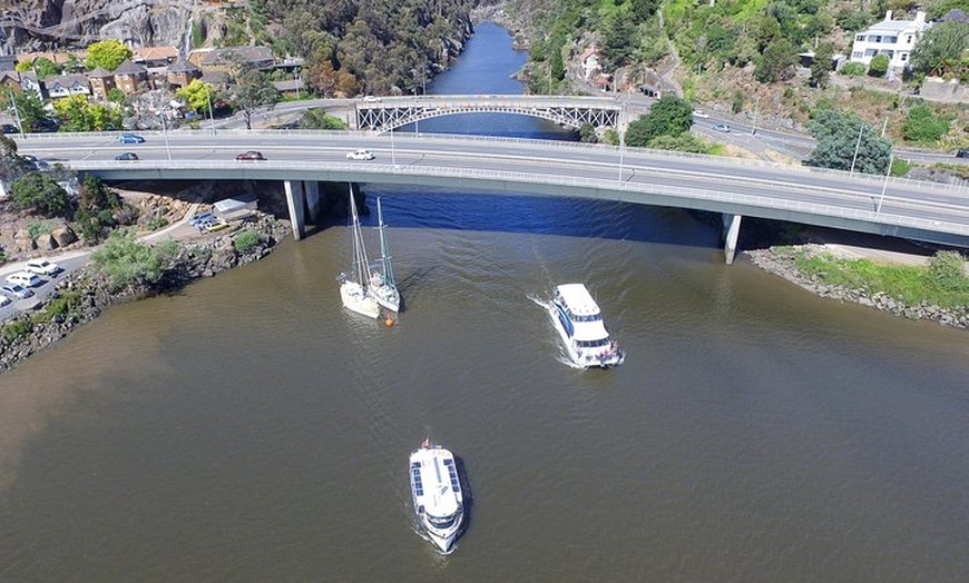 Image 2: 2.50 hour Afternoon Discovery Cruise including Cataract Gorge depar...