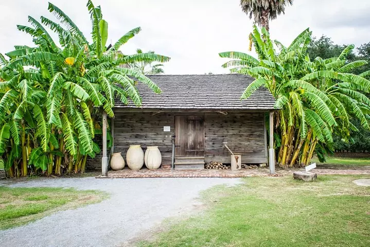 Audio-Guided Whitney Plantation Tour with Transportation - Second Medium