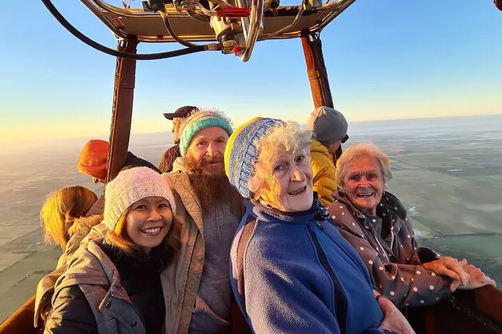 Hot Air Balloon Flights in Perth (Avon Valley) with breakfast