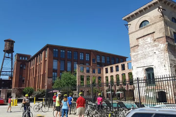 Guided Bike Tour in Atlanta with Snacks